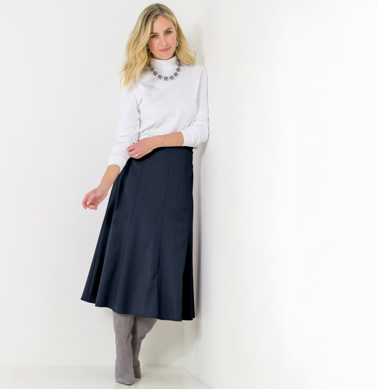 LADIES SKIRTS LOOKBOOK
