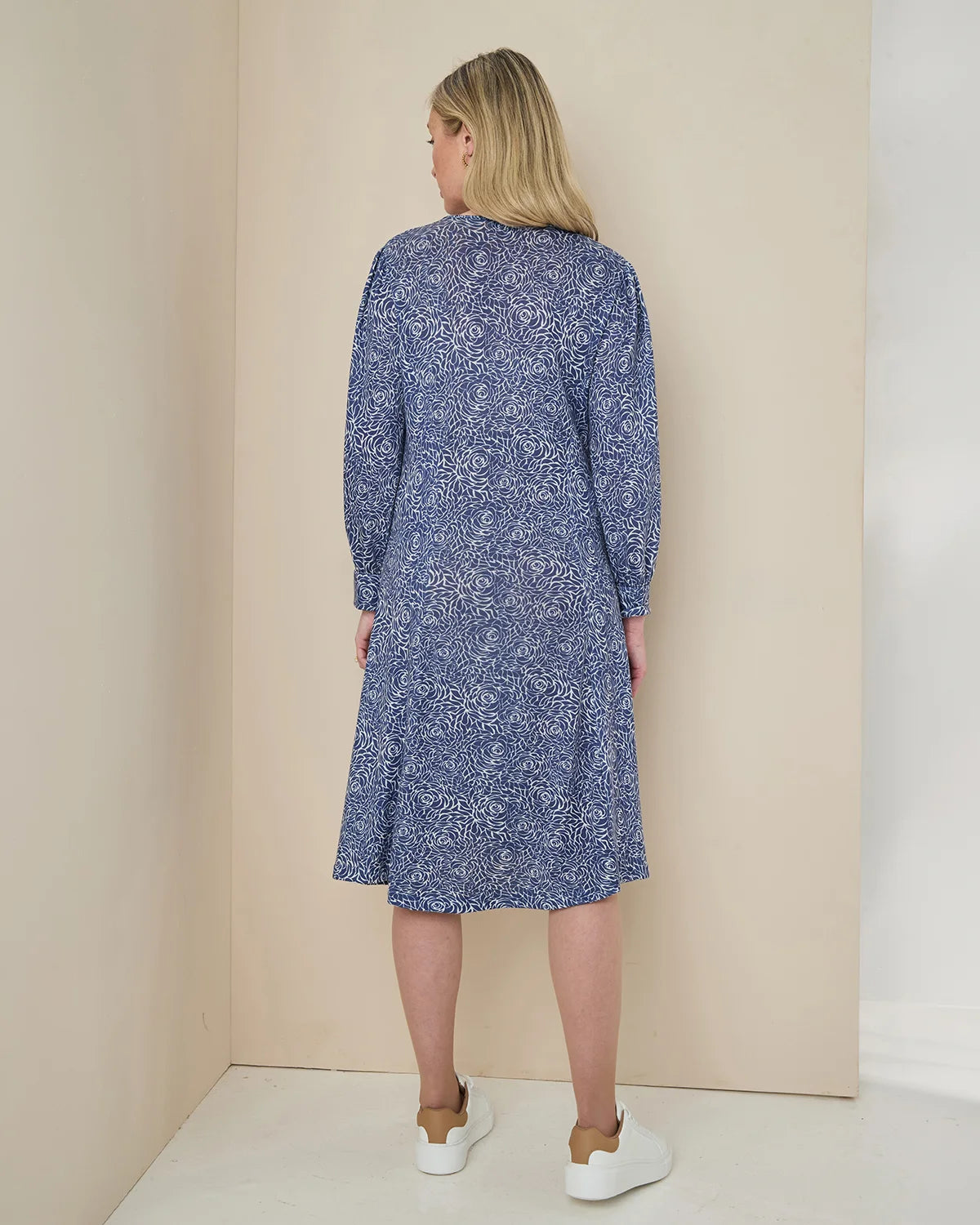 Arianna Patterned Crew Neck Long Sleeved Dress