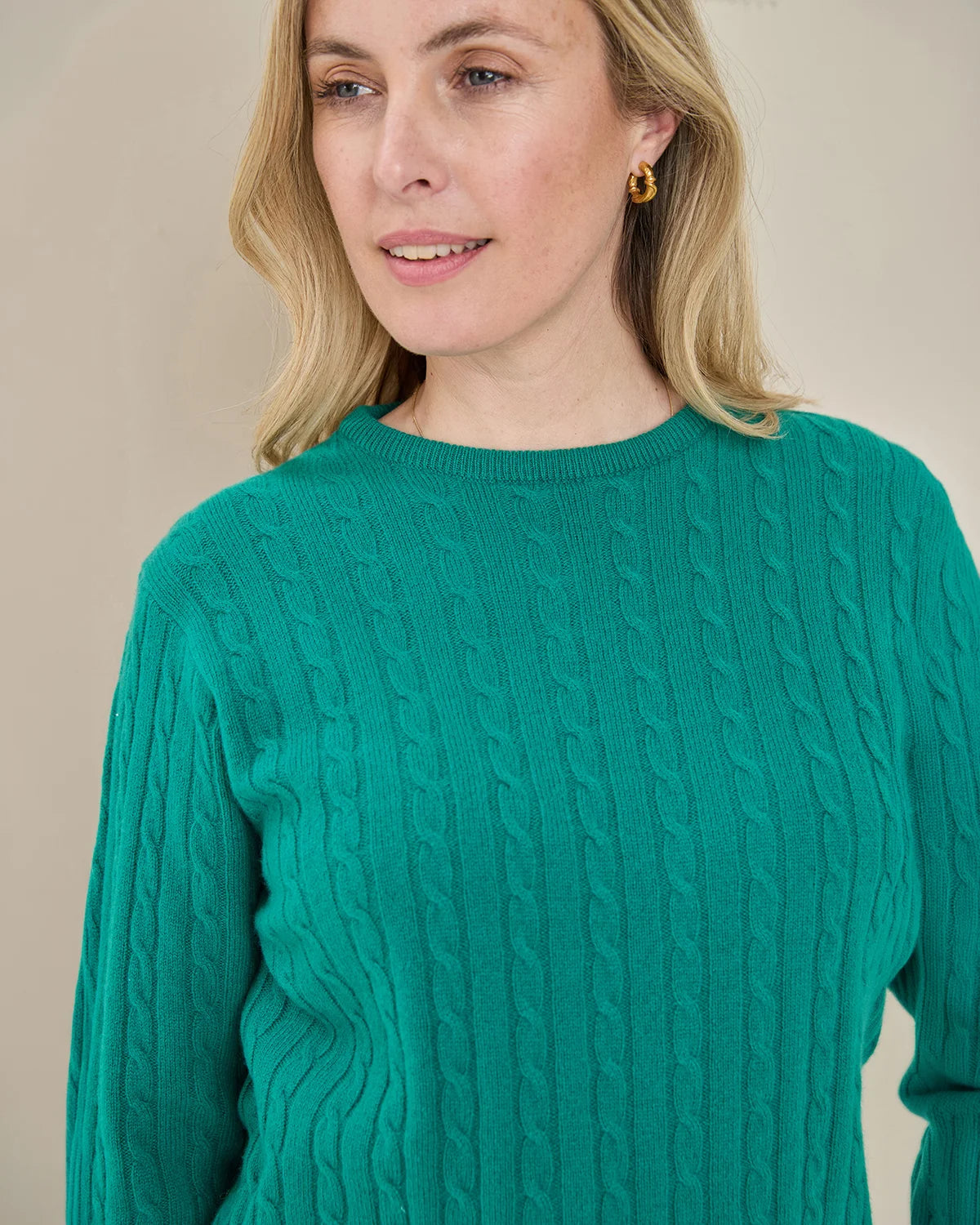 Lambswool Cable Crew Neck Jumper - Emerald