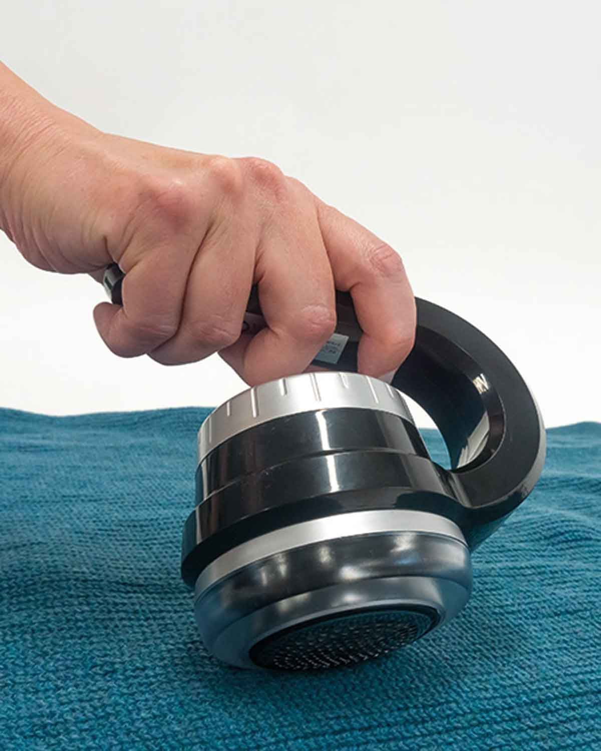 Jumbo Lint Remover - Image 1 - The Classic Boutique